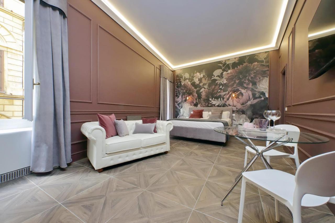 Ych-Butterfly Flat Close Trevi Fountain Apartment Rome Exterior photo